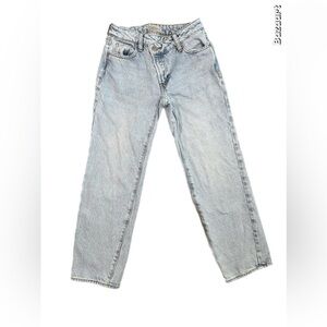 Pacsun women’s 90’s straight leg cross over jeans size 22 light wash trendy